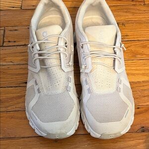 On Running Women’s White Cloudtec Athletic Shoes